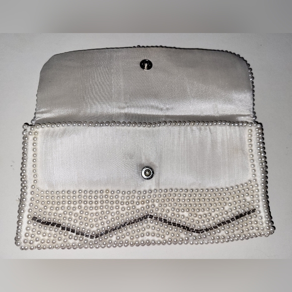 Beautiful Kane M Vintage pearl encrusted evening clutch - Picture 2 of 4